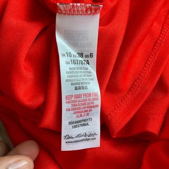 NWT Miss Selfridge Red Floral Cold Shoulder Mini Dress US 6 - Picture 8 of 8